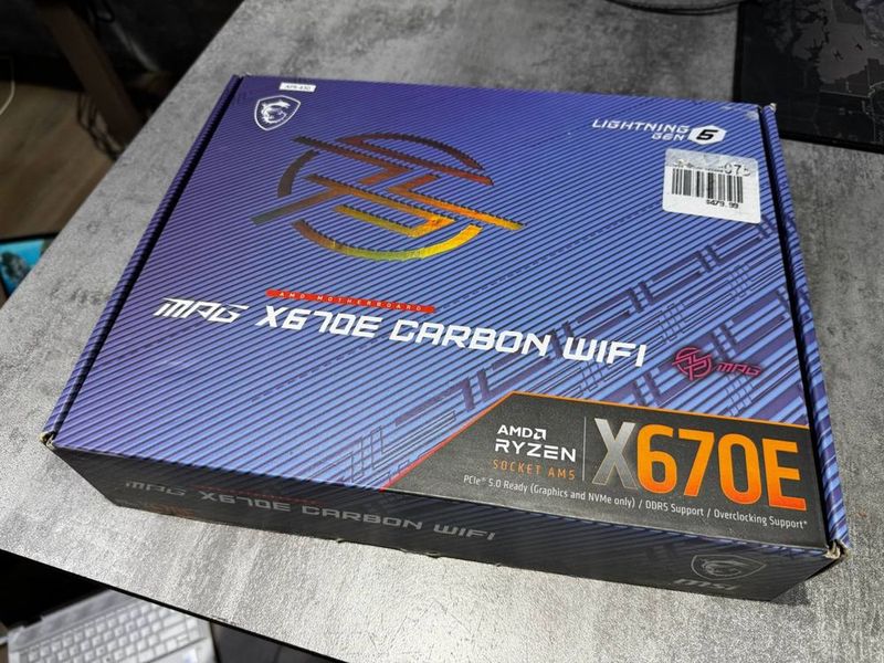 MSI Carbon X670E в идеалтном состоянии MSI Carbon X670E в идеалтном состоянии