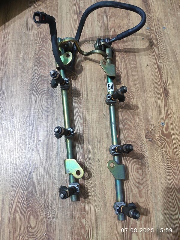 Infinity FX35 injector original