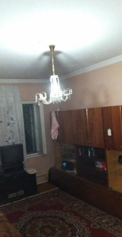 Срочно сдаю.Юнусабад-14 Турон 1/4/4 Для молодой семьи. Срочно сдаю.Юнусабад-14 Турон 1/4/4 Для молодой семьи.