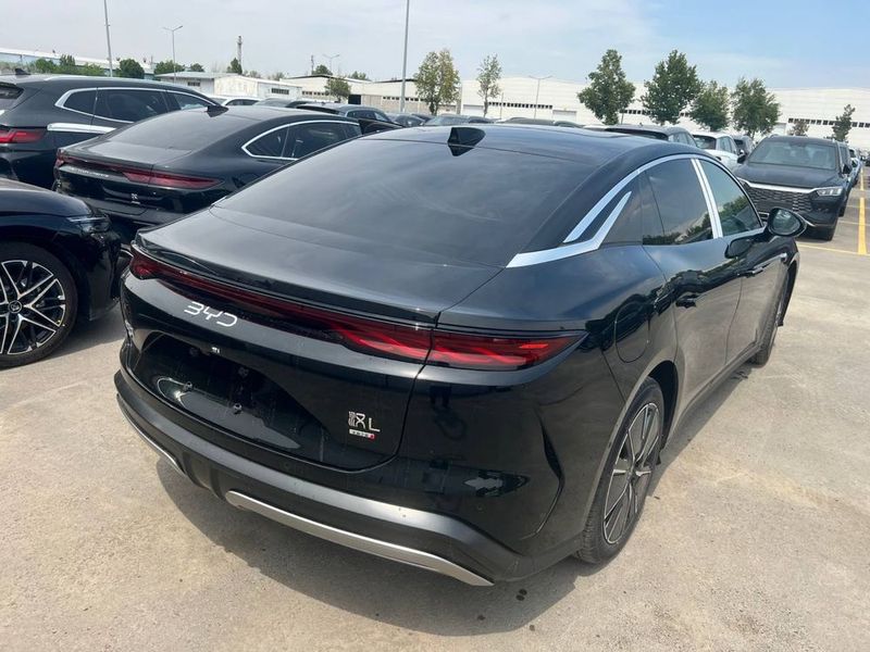 Byd Han L natarius 2 pozitsiya Хан Л Byd Han L natarius 2 pozitsiya Хан Л