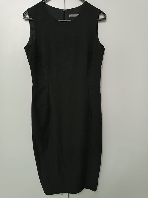 Платье брендовое ZARA,42 Платье брендовое ZARA,42