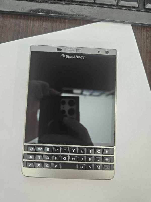 BlackBerry Passport – Ishbilarmonlar uchun mukammal tanlov BlackBerry Passport – Ishbilarmonlar uchun mukammal tanlov