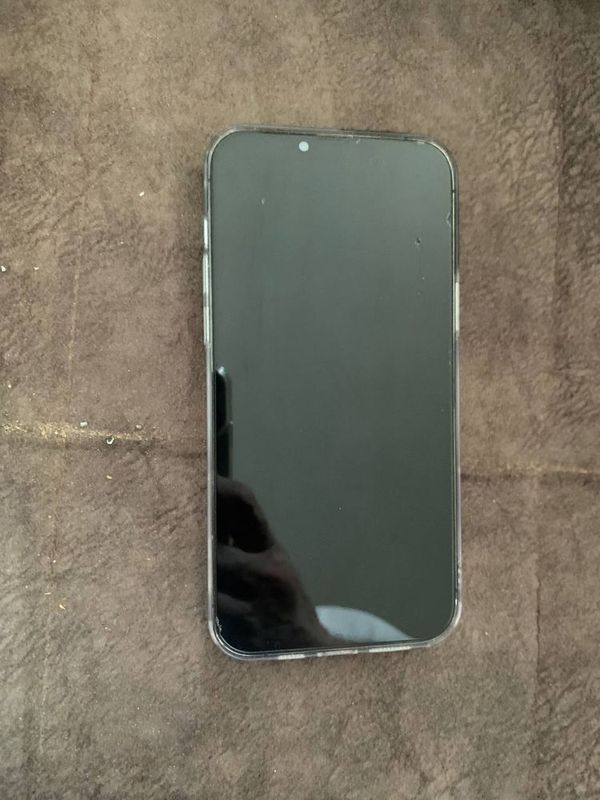 Продам iPhone 13 pro max, 128g, akkum 85% Продам iPhone 13 pro max, 128g, akkum 85%