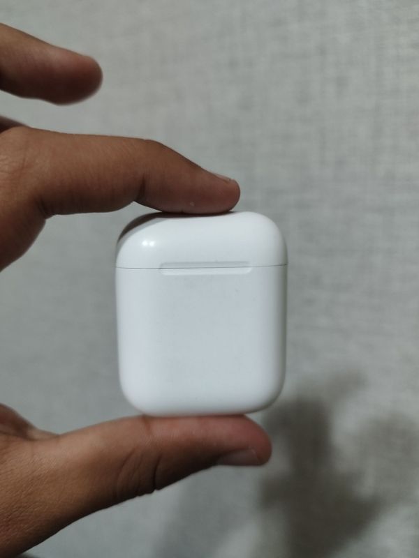 Airpods 2 sotladi