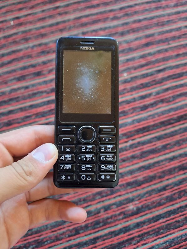 Nokia telefoni sotiladi