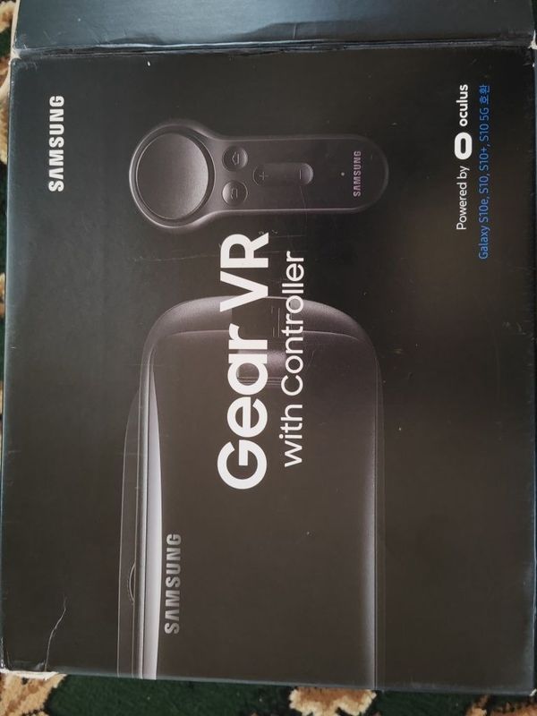 Gear VR with controller Gear VR with controller