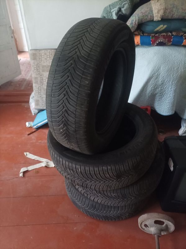 Michelin 235/60 R18 4шт