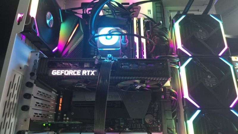 Продается NVIDIA GeFeforce RTX 3060 palit 12gb