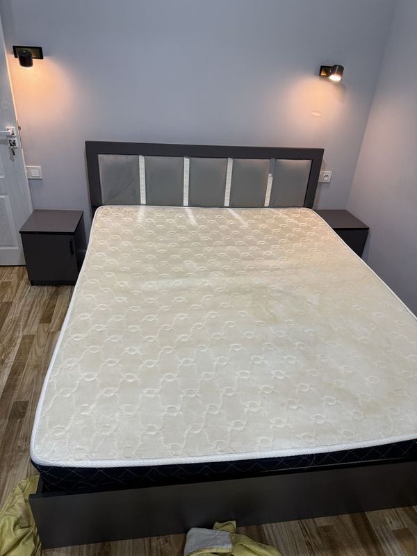 Срочно продается матрас 160*200 см Срочно продается матрас 160*200 см