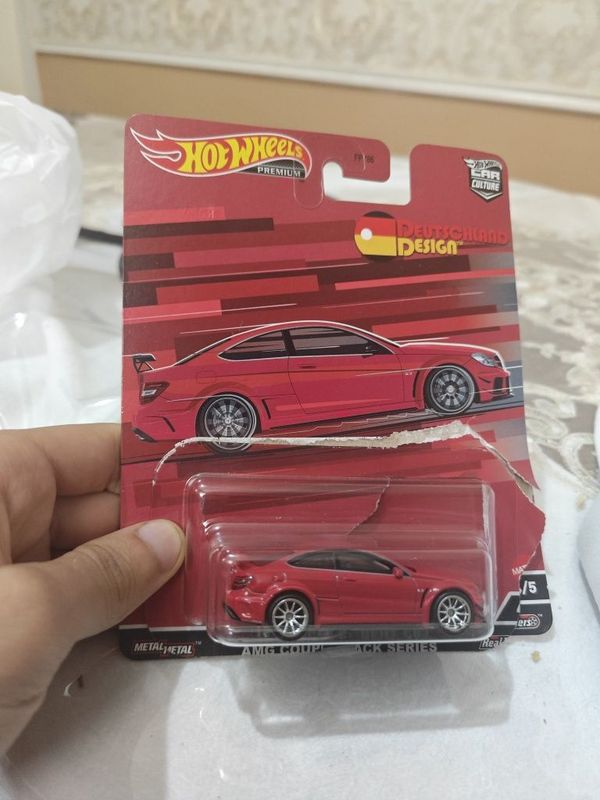 Hot wheels Premium Mercedes Benz C63 Hot wheels Premium Mercedes Benz C63