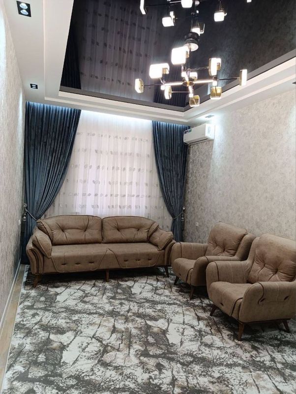 Сдается 2 х комнатная квартира на 5 этаже Крытый рынок 500 $ Сдается 2 х комнатная квартира на 5 этаже Крытый рынок 500 $