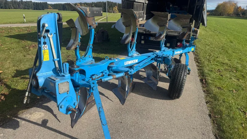 Lemken Europal 6 Case Puma, Claas Arion, Belarus tortadi Lemken Europal 6 Case Puma, Claas Arion, Belarus tortadi