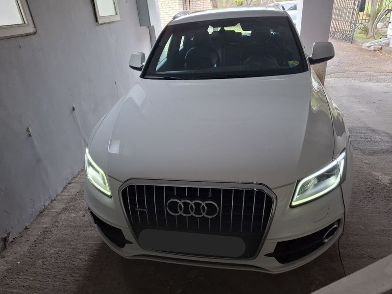 AUDI Q5 Quattro TFSI 2.0 AUDI Q5 Quattro TFSI 2.0