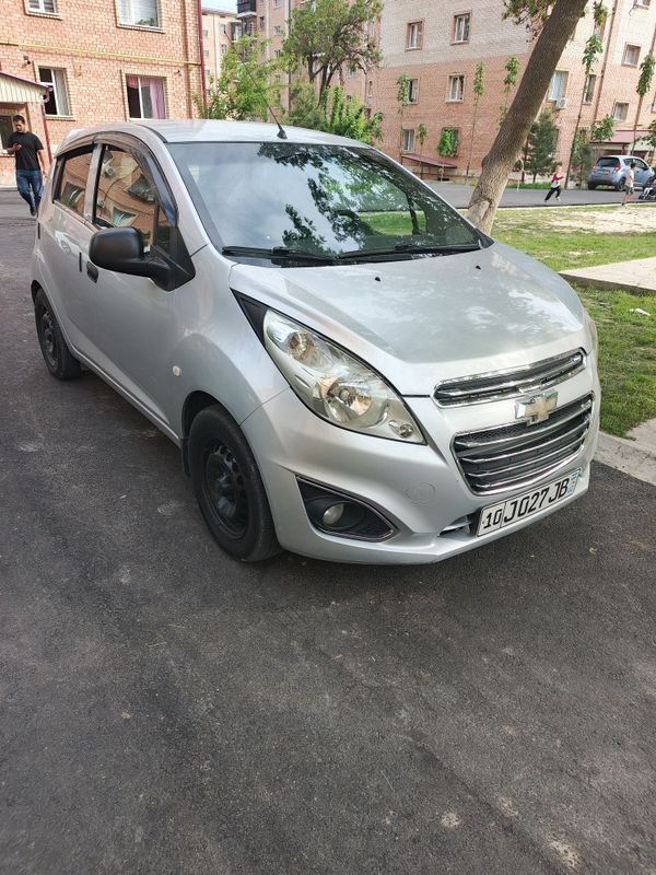 Spark xolati zur Spark xolati zur