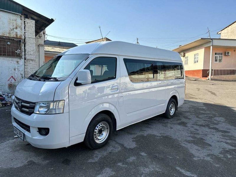 Mikroavtobus FOTON