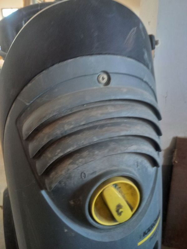 Karcher Bosch srochna sotiladi