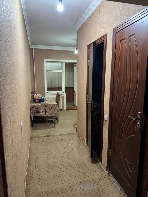 Продаётся Срочно 92м². Юнусабад 4 комнатная. 1этаж Продаётся Срочно 92м². Юнусабад 4 комнатная. 1этаж