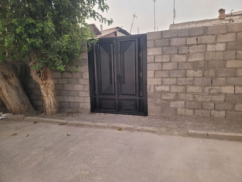 Уй сотилади 2 сотик
