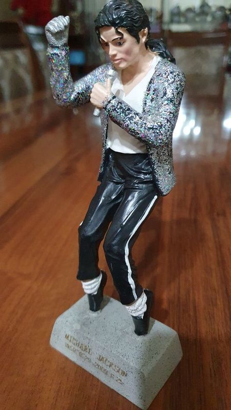 Michael Jackson statuetka Michael Jackson statuetka