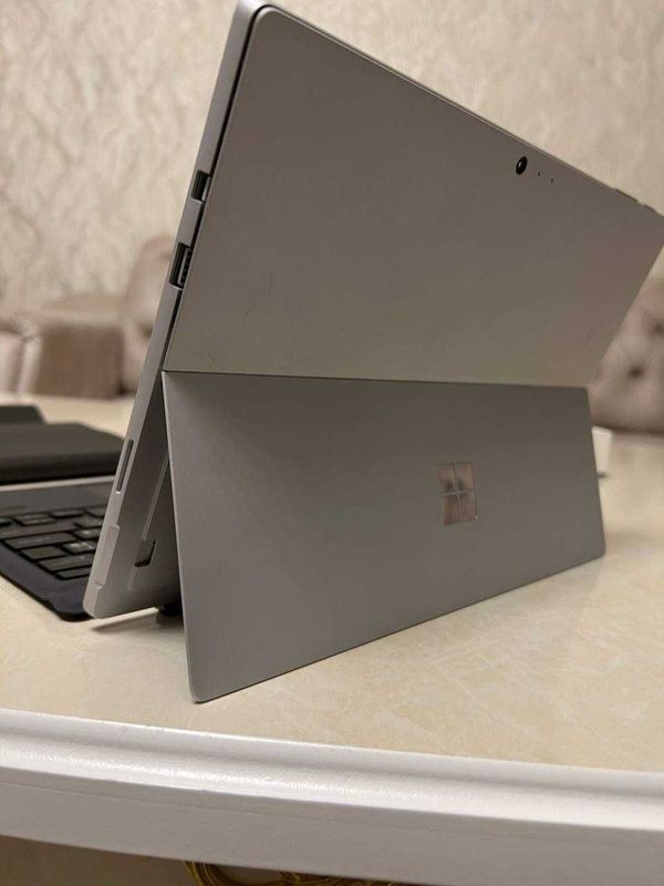 Microsoft Surface Pro 6