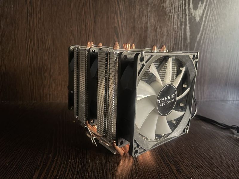 Очень мощный кулер lga 1700 Очень мощный кулер lga 1700