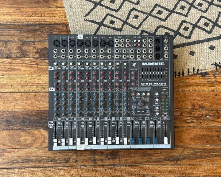 Mackie CFX12 Dynacord electro voice Mackie CFX12 Dynacord electro voice
