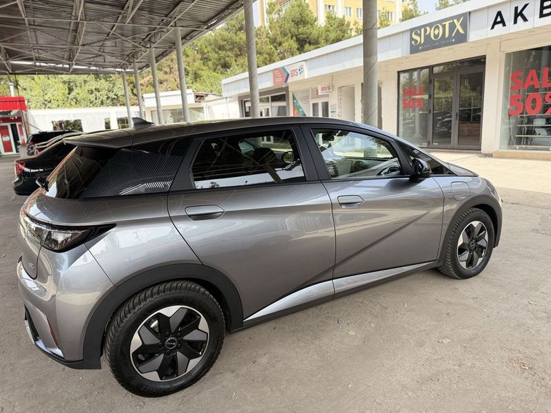 BYD dolphin sotiladi