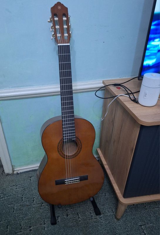 Гитара Yamaha C40 Гитара Yamaha C40