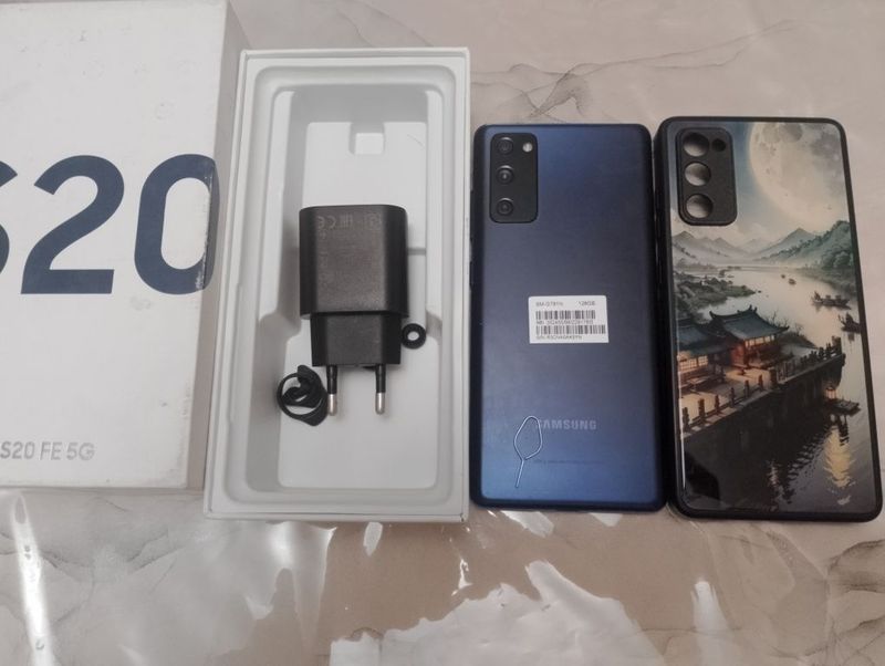 Samsung S20 FE koreyski original. Samsung S20 FE koreyski original.