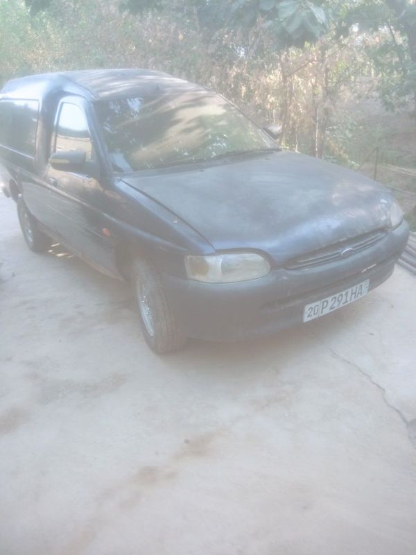 Ford ESKORD 1995