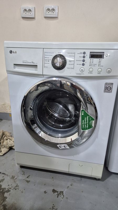 Стиральная машина LG 8кг Стиральная машина LG 8кг