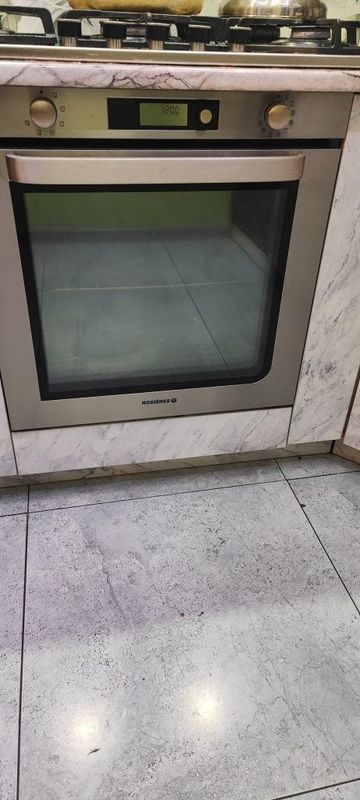 Продаётся Электропечь б/у