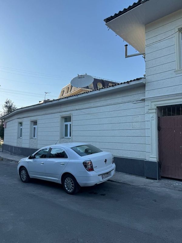 Drujba komolonda 2.7 sotik srochna sotiladi kotarganiga Drujba komolonda 2.7 sotik srochna sotiladi kotarganiga