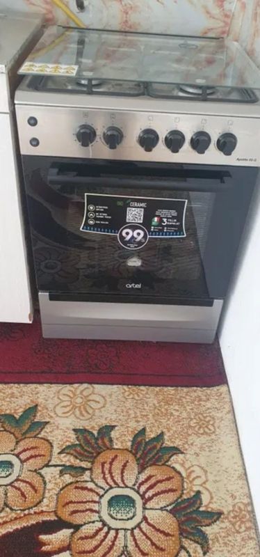 Продаются газ плита Artel Продаются газ плита Artel