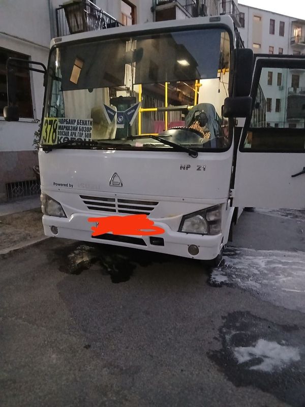Isuzi autobus ishga tayor Isuzi autobus ishga tayor