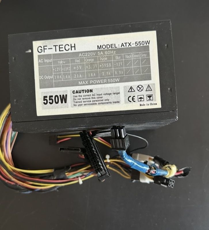 Блок питания 550W GF-TECH (ATX) Блок питания 550W GF-TECH (ATX)