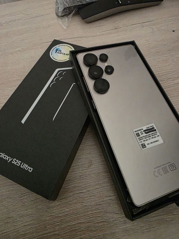 Samsung s25 ultra, 2 simka ofitsial, Natural Titan, 256 gb