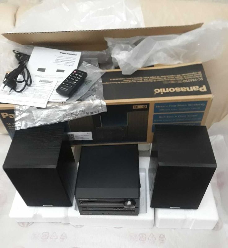 Музыкальный центр Panasonic SC-PM250. Состояние Новое.Упаковка.