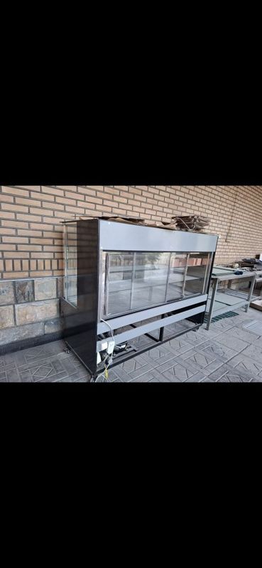 Vitrina yangi restaurantlaga, Витрина для магазинов и ресторанов. Vitrina yangi restaurantlaga, Витрина для магазинов и ресторанов.