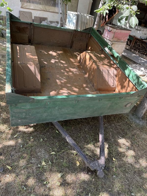 Прицеп зоводской б/у Прицеп зоводской б/у