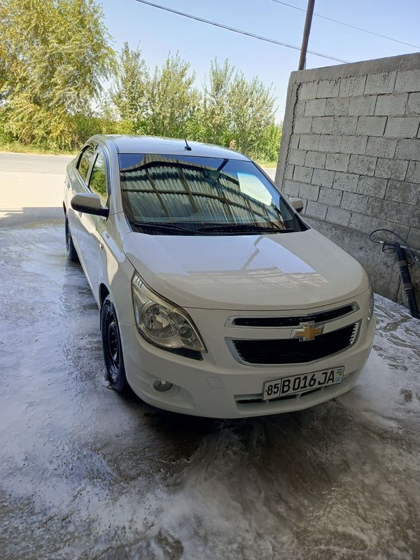 Cobalt 2014 sotiladi Cobalt 2014 sotiladi