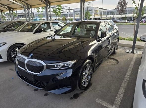 Bmw i3 35L Nasiya Savdoga Sotiladi! Продаётся в Рассрочку. Bmw i3 35L Nasiya Savdoga Sotiladi! Продаётся в Рассрочку.