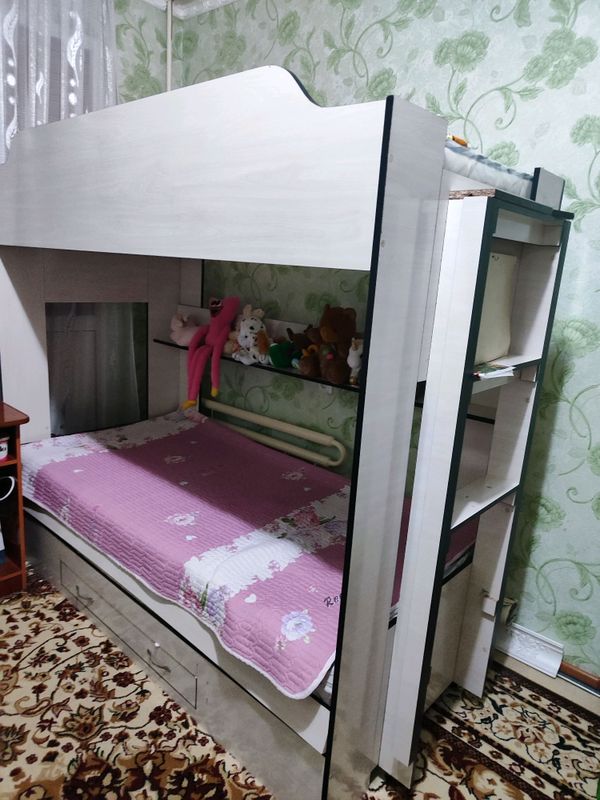 двухъярусная кровать двухъярусная кровать