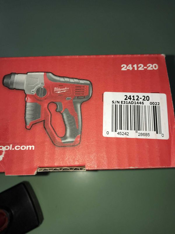 Milwaukee 2412-20 M12