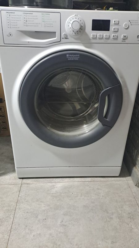Продам стиральную машину Продам стиральную машину