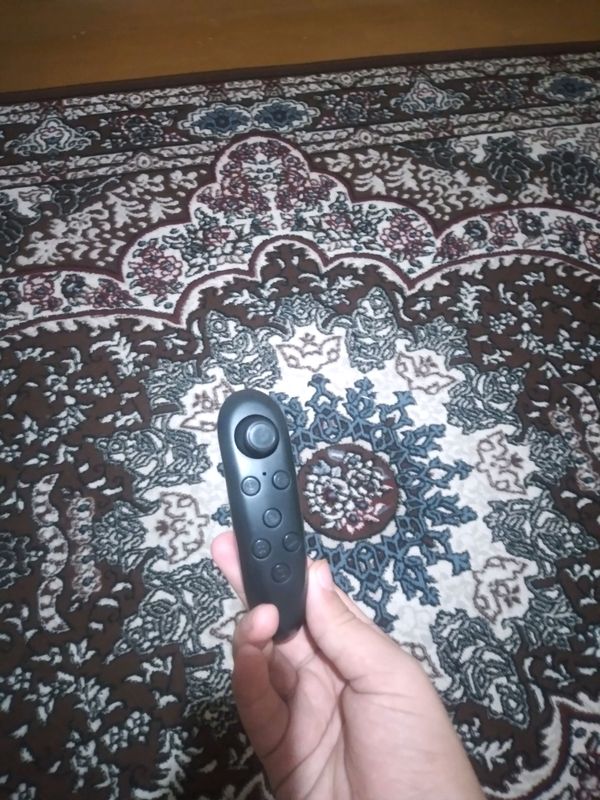 Vr ochki + pulti bilan Vr ochki + pulti bilan