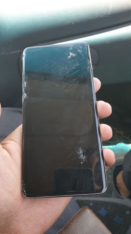 Samsung gakaxy s10+ Samsung gakaxy s10+