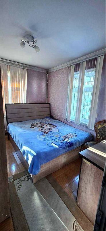 Миробод Ойбек метроси ёнида ижара квартира бор