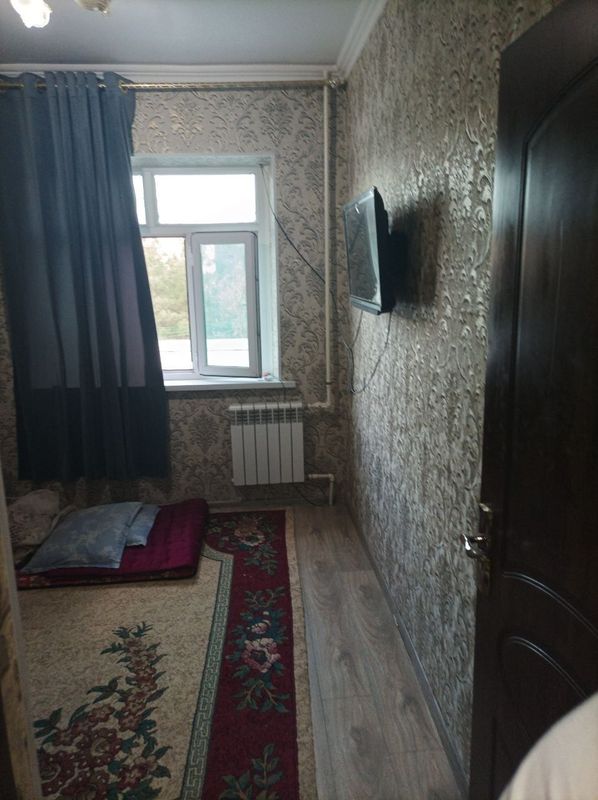 Сдаётся квартира 25 квартале в галерейке 1 комнатная 200у.е для всех Сдаётся квартира 25 квартале в галерейке 1 комнатная 200у.е для всех