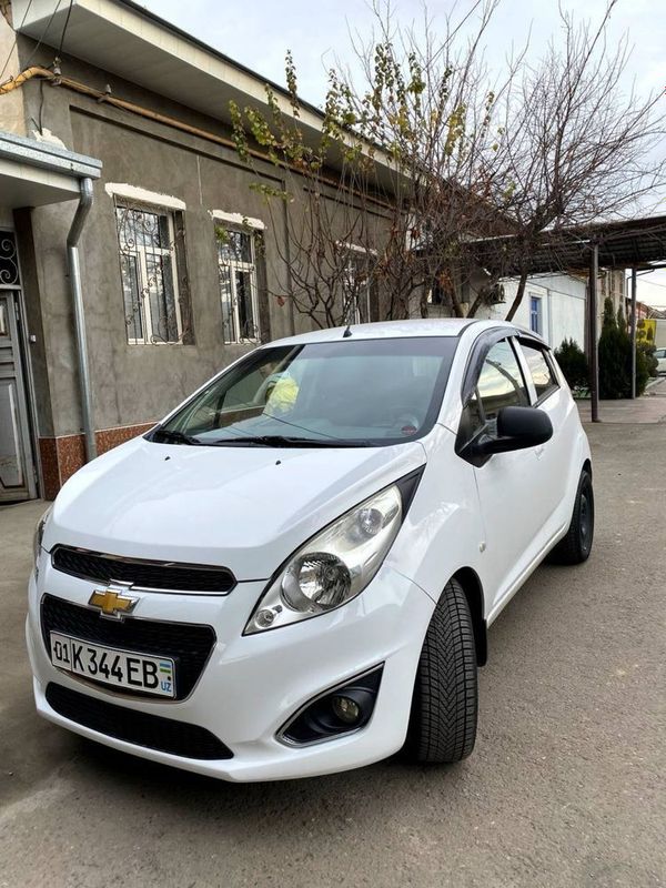 Chevrolet SPARK 1.25 MT 2015